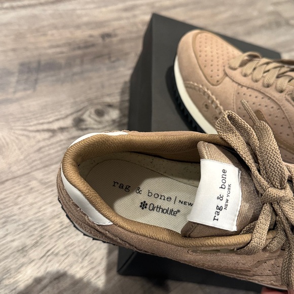 Rag & Bone Retro Drift Runner Suede Taupe NEW IN BOX Sz 38 Women’s US 8 Sneakers - Picture 12 of 13